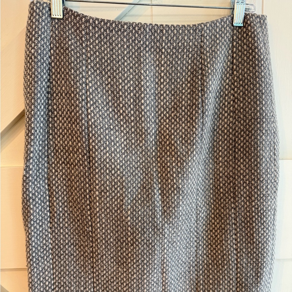 Talbots Gray/White Patterned Pleated Pencil Skirt Size 6 New w/Tags Chic Office
